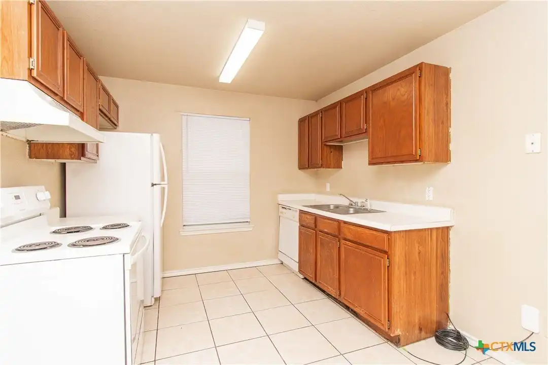 1602 Benttree Dr #A - View 5