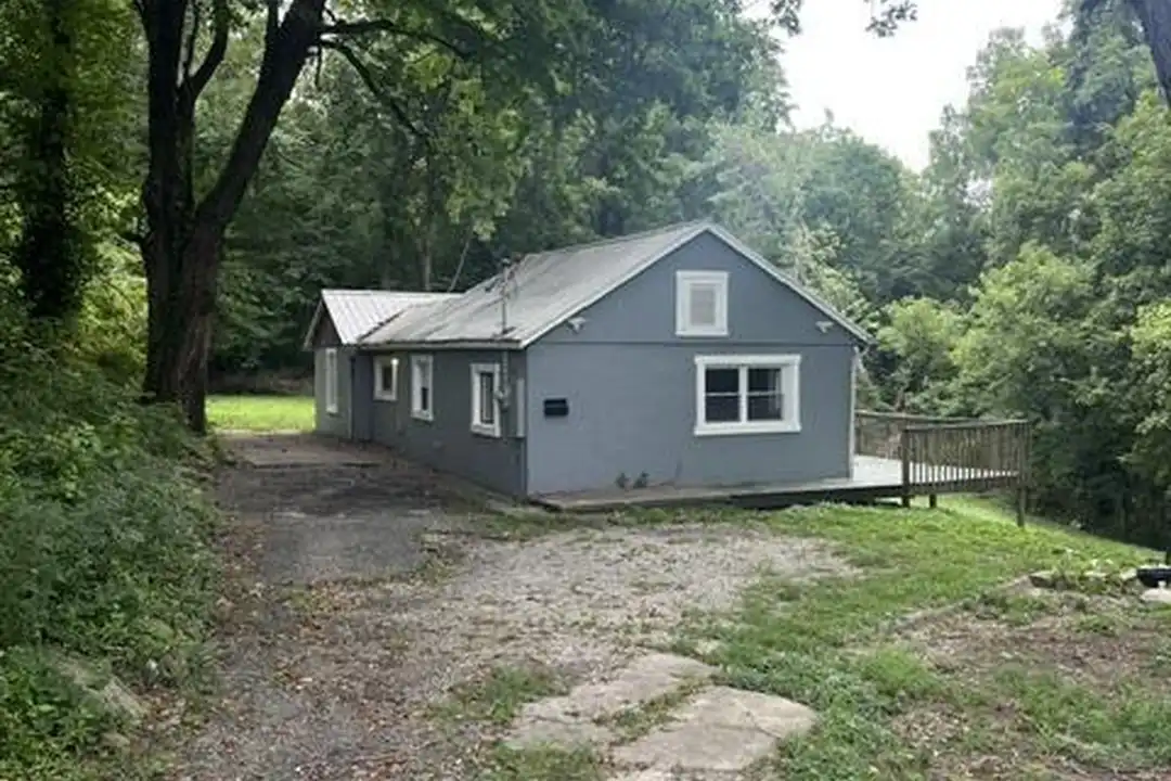1030 Prospect St – photo 1 of 5