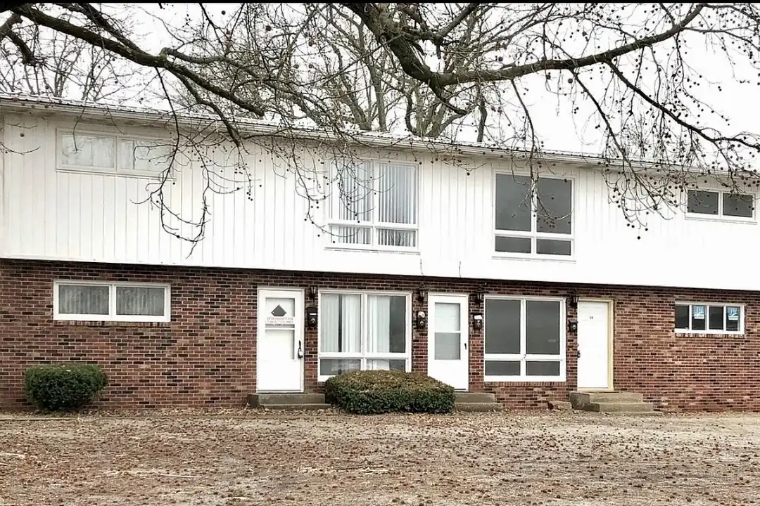 627 Bryan Ave unit 9 – photo 1 of 8