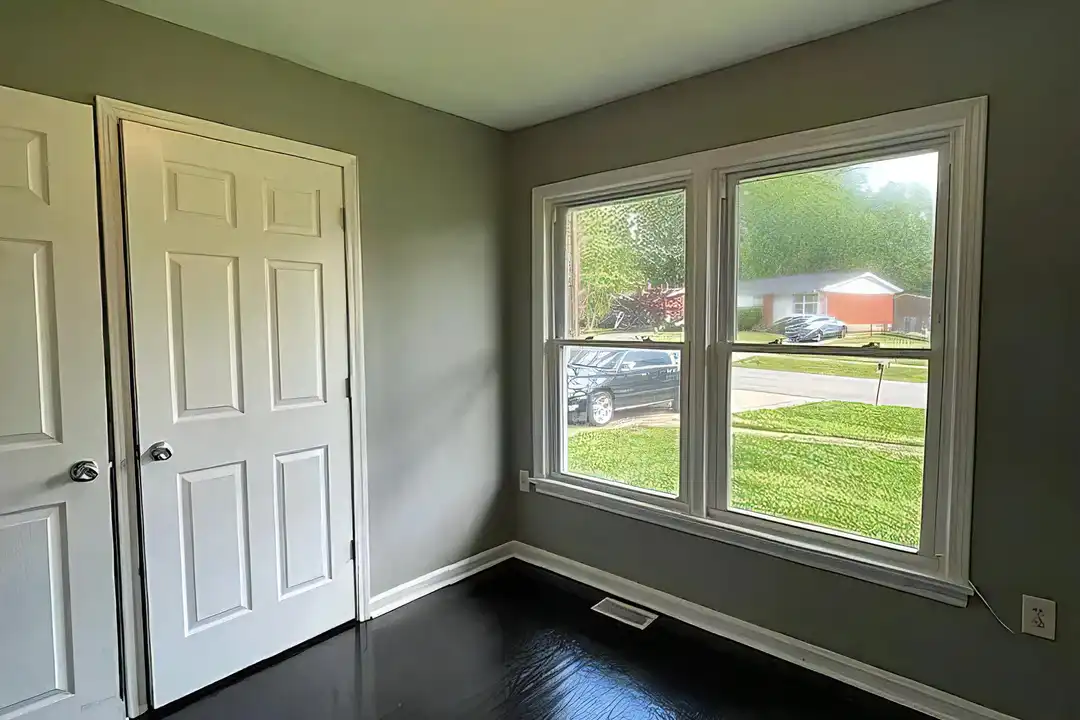 5601 Littleridge Dr – pohled 5