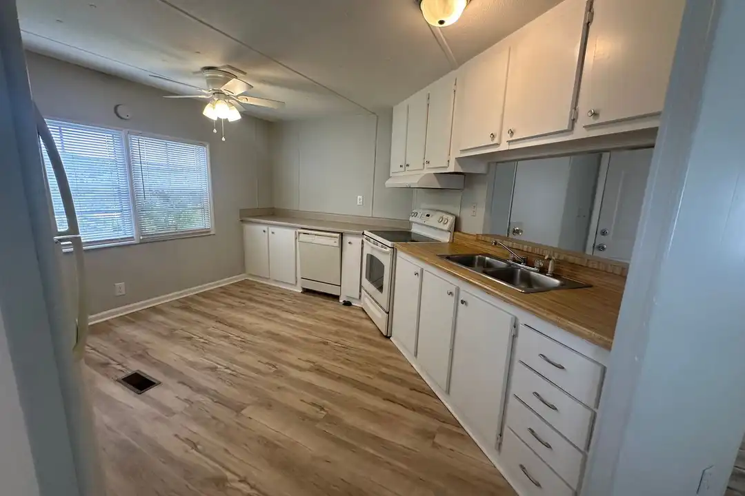 2430 Catherine Lake Rd - View 6
