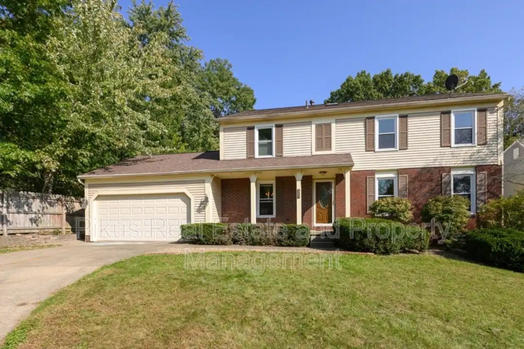 8294 Whiteridge Cir – photo 1