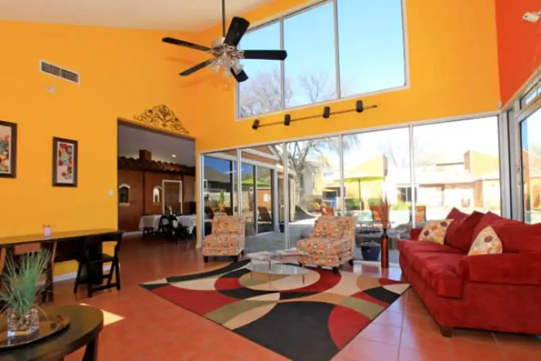 1-bed apartment, 56 m²