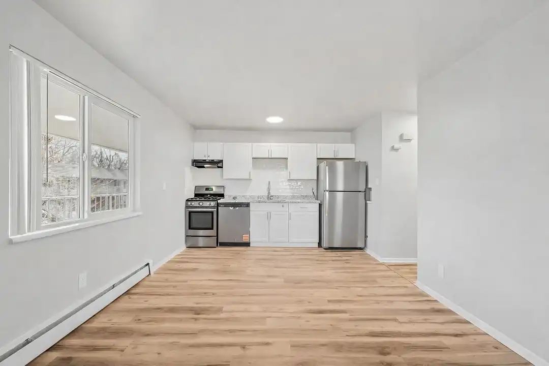 Aspen Creek Apartments - View 3