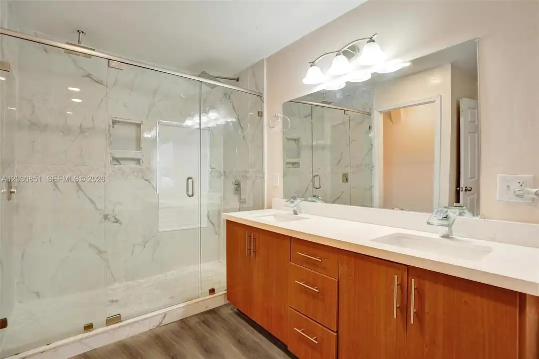 610 Carolina Ave unit 2 - View 6