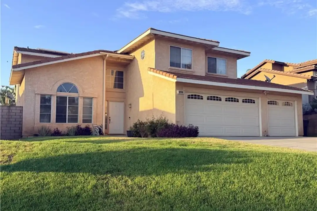 22780 Kentfield St – photo 1