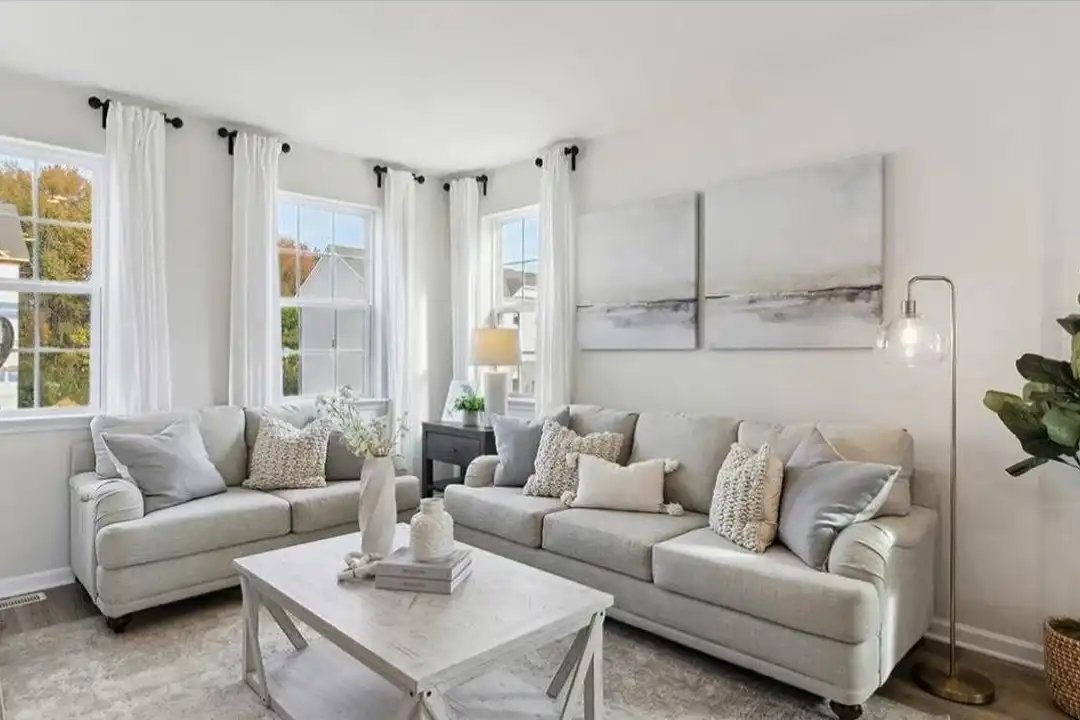 273 Macoun Way - View 4