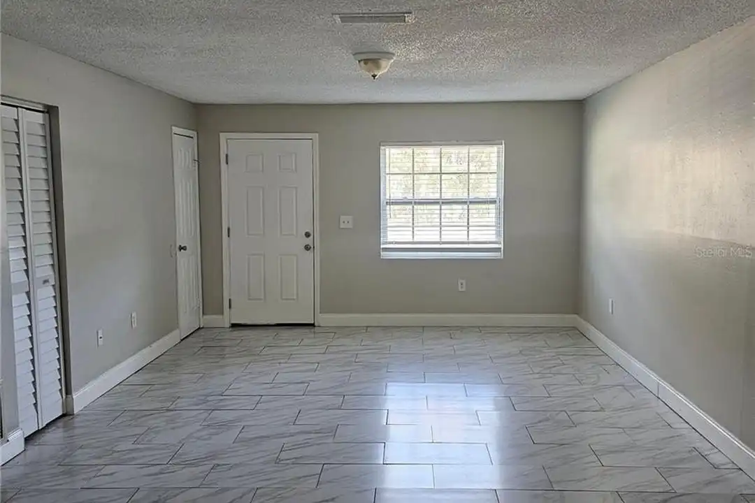 House in Leesburg - View 3