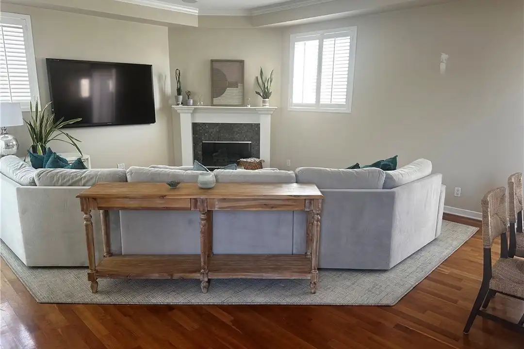 425 11th St - View 2