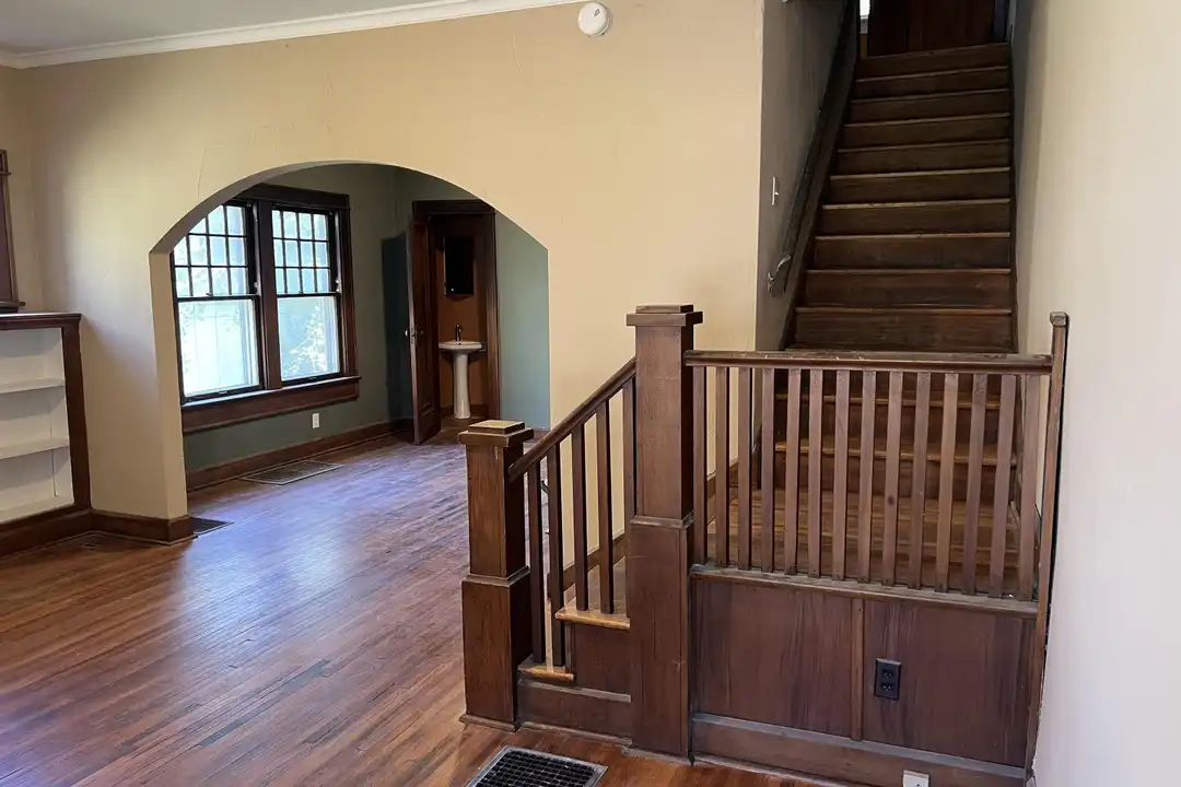 814 N Washington St - View 4
