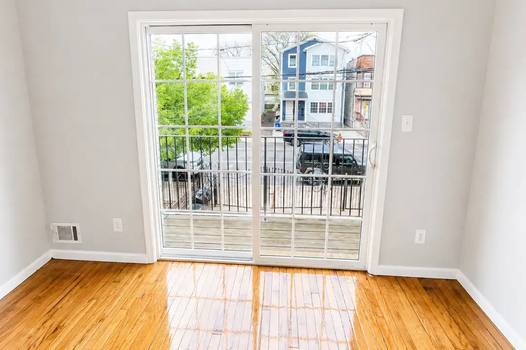 531 S 18th St unit 2 - More