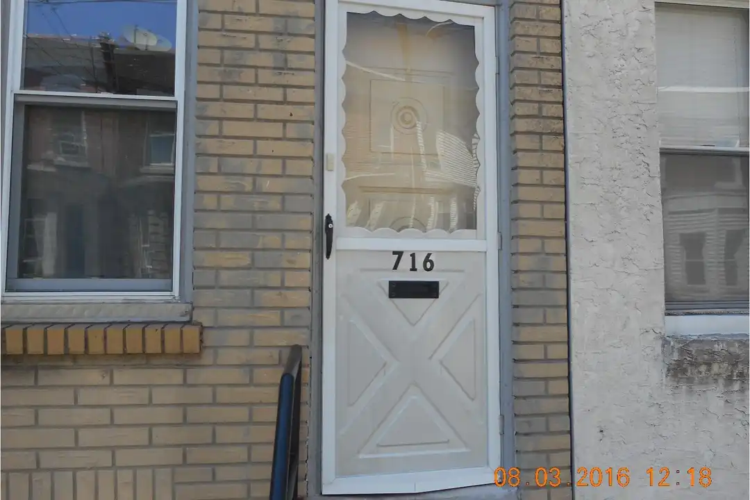 Apartment in Philadelphia - View 2