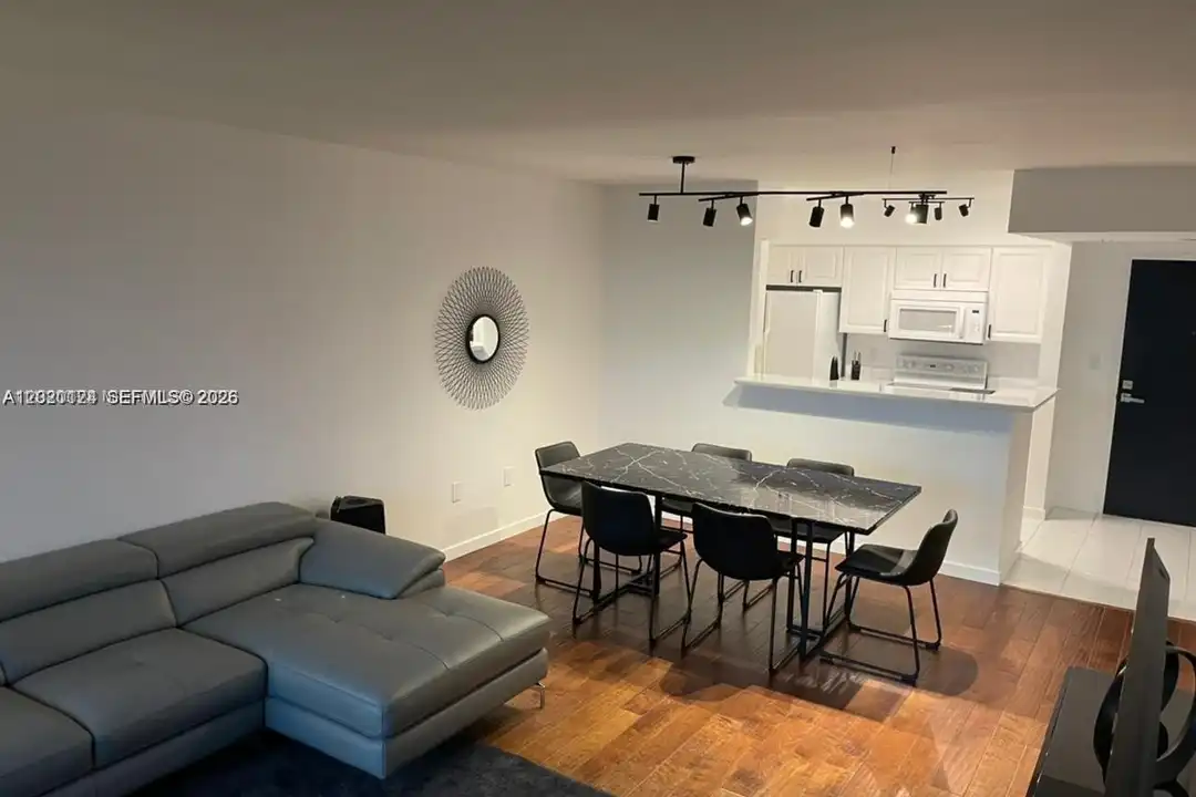 90 Alton Rd #908 - View 4