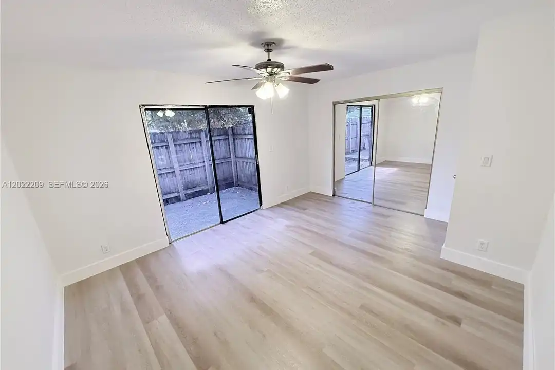 1309 NW 8th Ave - More