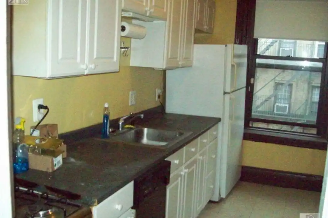 Apartment in Boston - View 2