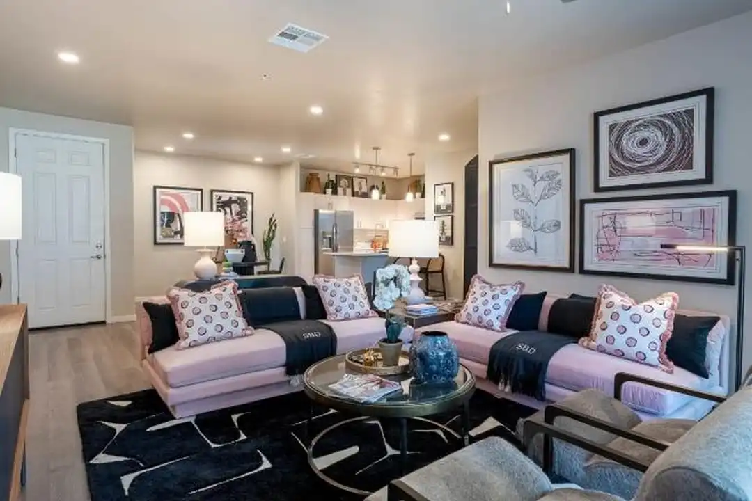 7355 S Wilmot Rd - View 5