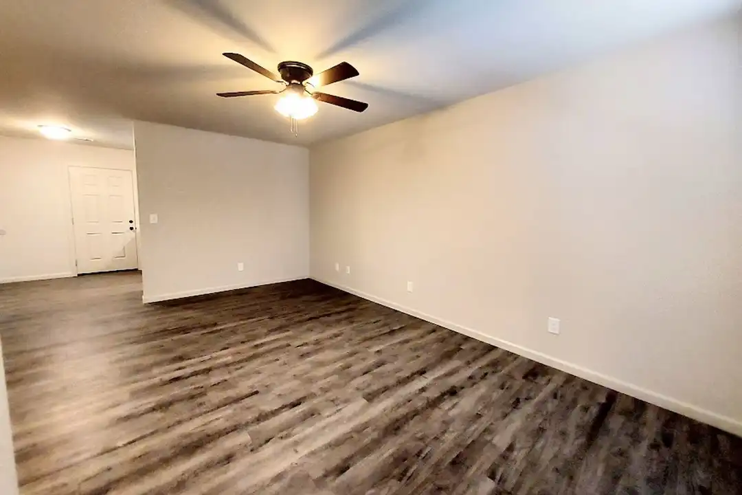 129 Beardsley Rd unit T13 - View 2
