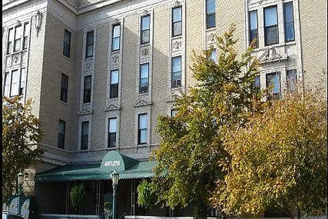Antlers Apartments