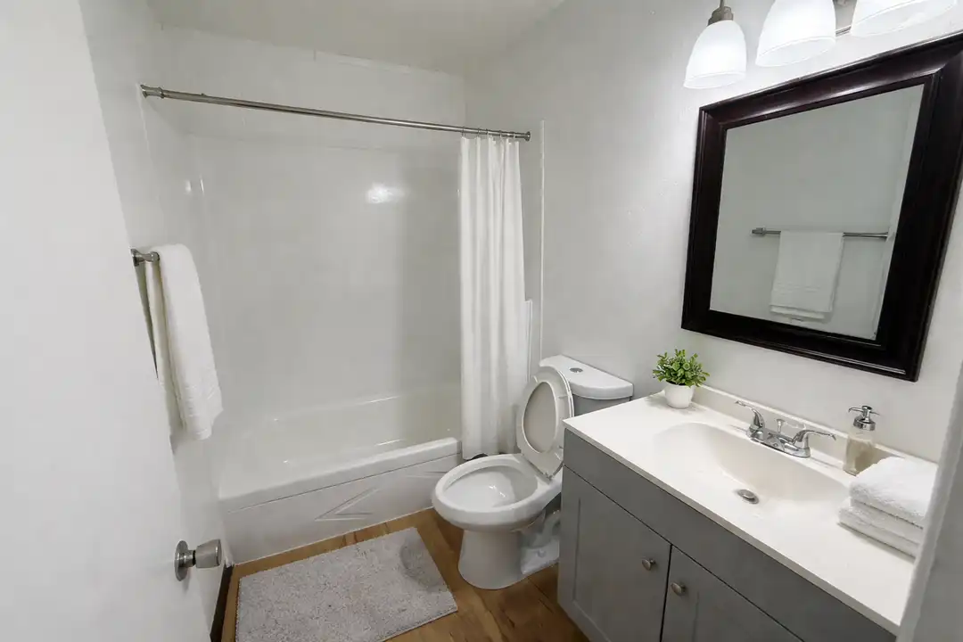 500 S River St unit 20 - View 6