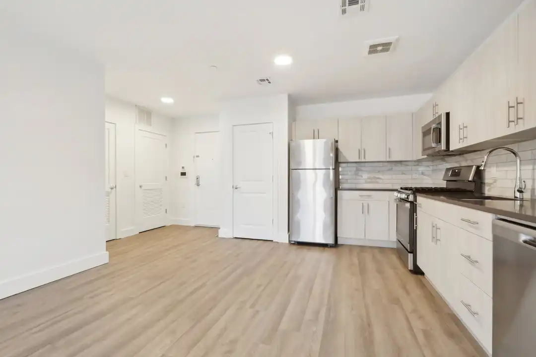 276 Reock St unit 603 - More