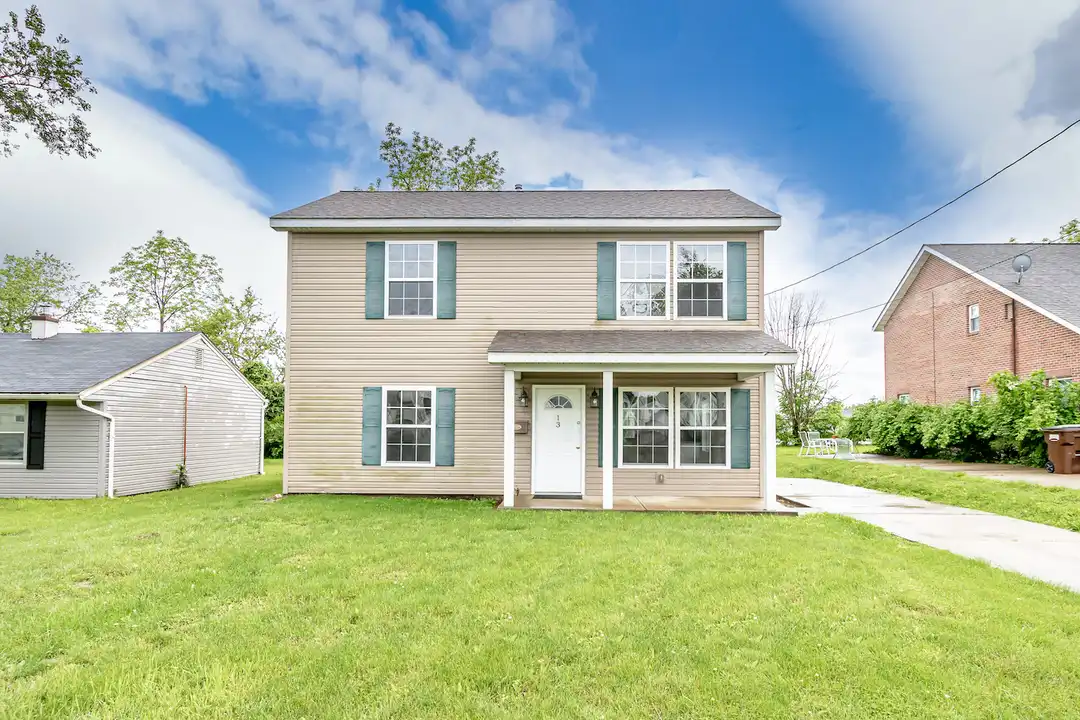 13 W Chestnut St – photo 1 of 27