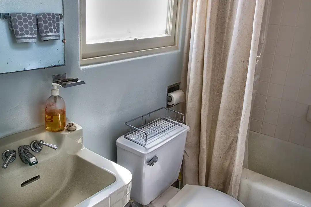 2963 Hawthorn St unit ST-1 – photo 1