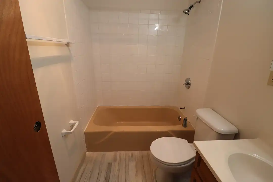 180 Bond St / Theo Investments LLC – photo 1