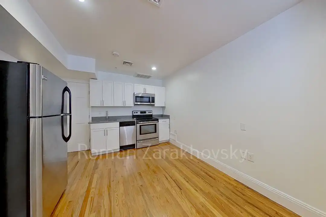 14 Brainerd Rd unit 17C – pohled 4