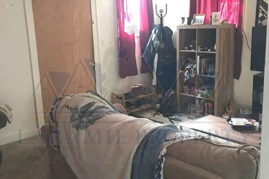 315 E Flint St unit C - View 3