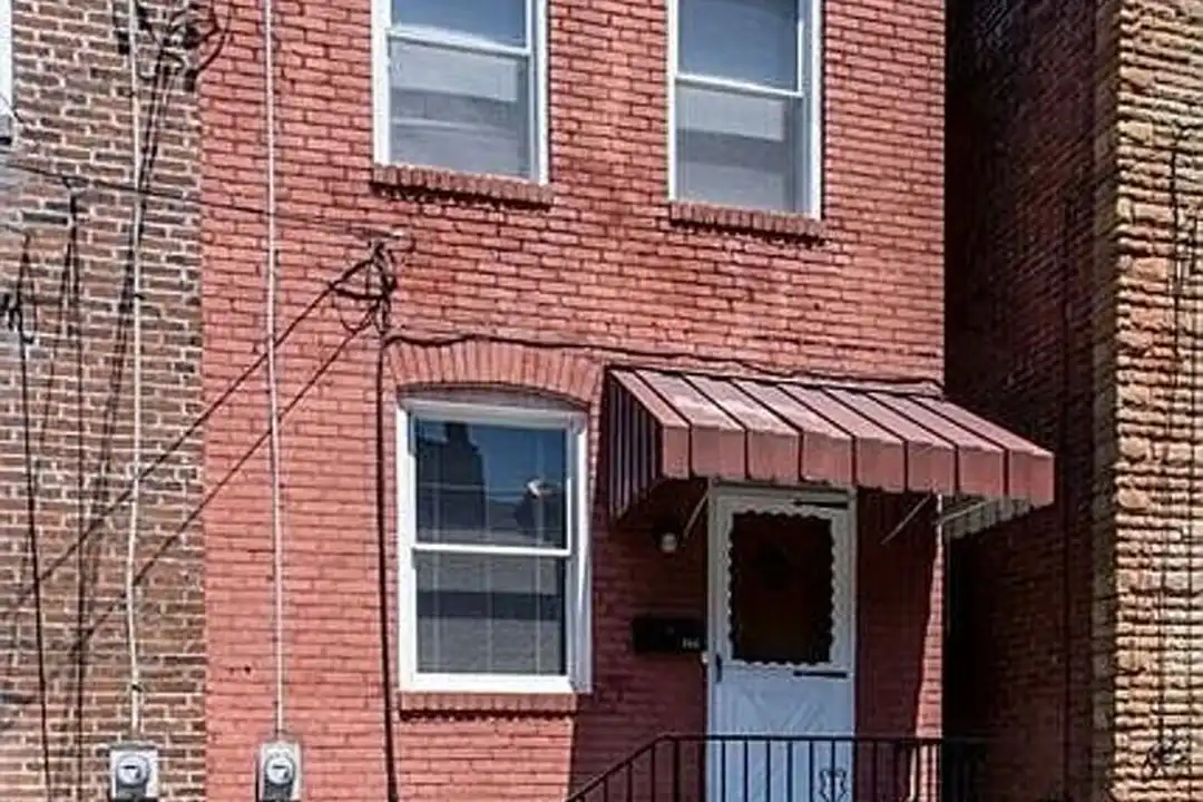 264 Service Wy – photo 1