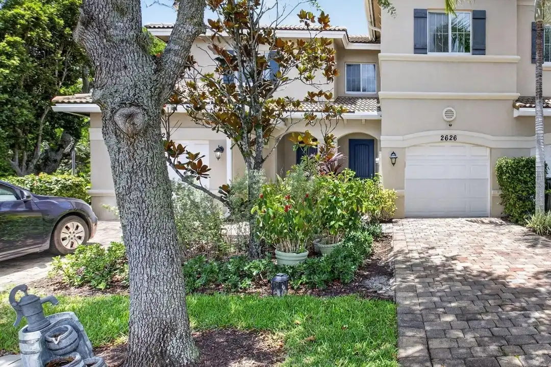 2626 Webb Ave - View 3