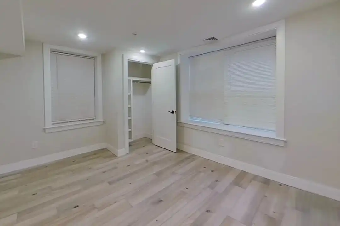 79 Linden St unit 2 – pohled 4