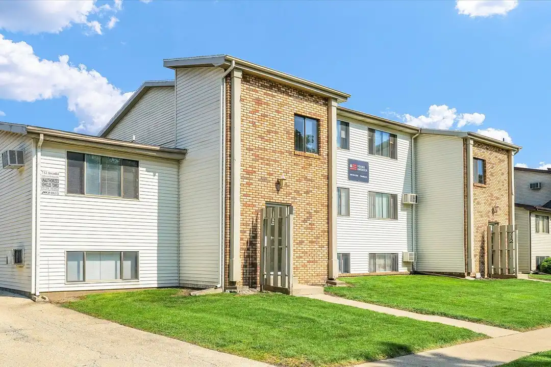 714 Arcadia Dr unit 2 – photo 1