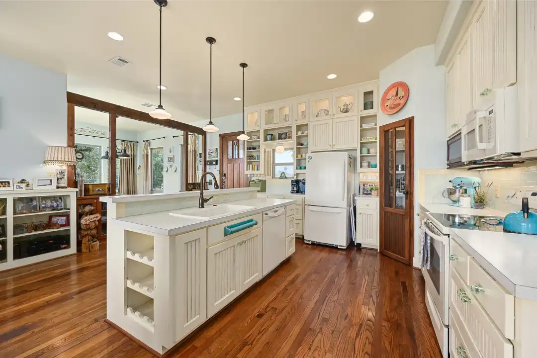 1009 Lauder Dr - View 6
