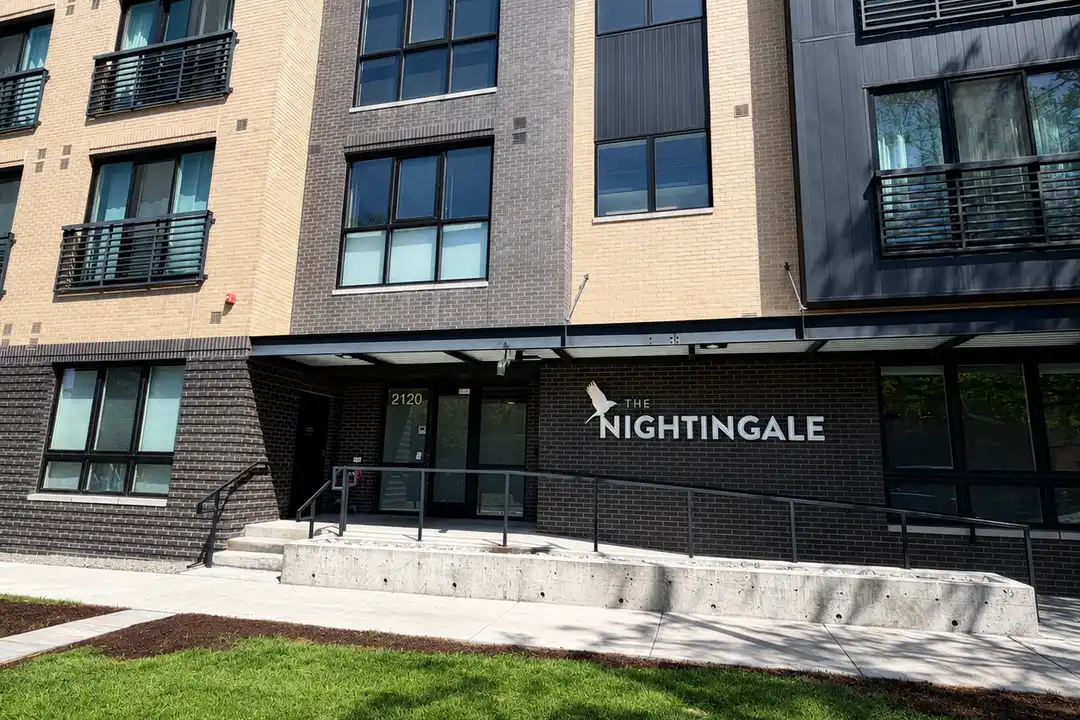 2120 N Downing St unit 304 - View 3