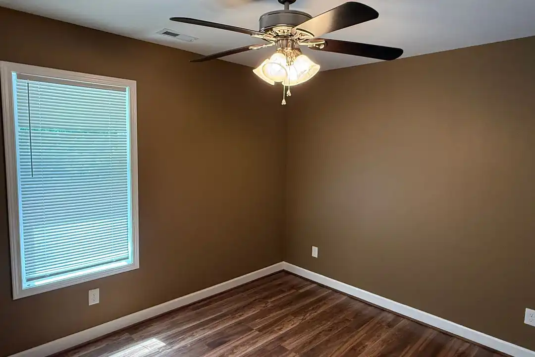 909 N Flint St unit Flint St Apt 919 - More