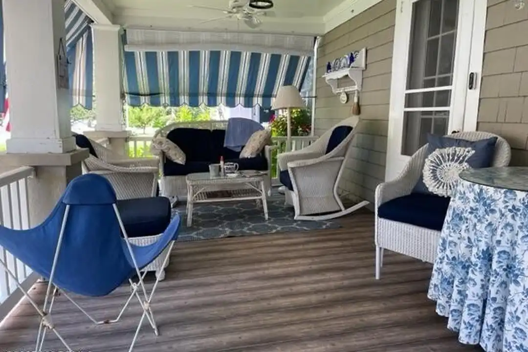 508 Passaic Ave - View 3