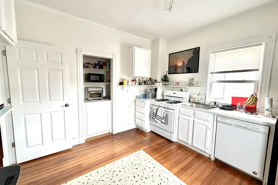 18 Winslow Rd unit 2 – pohled 2