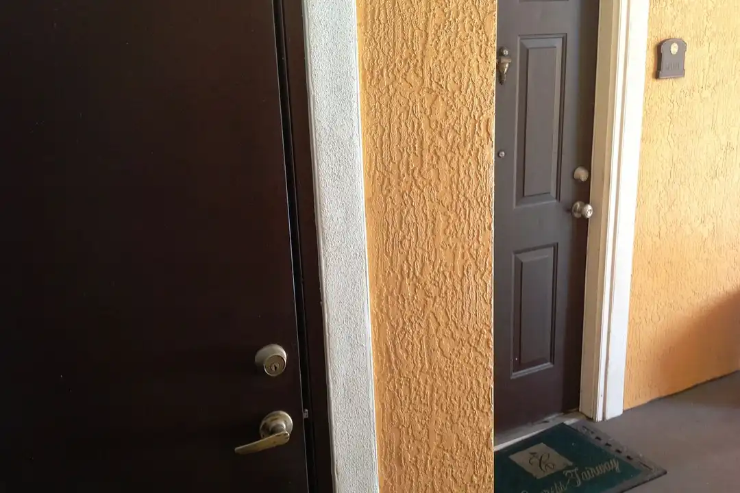 5463 Vineland Rd unit # 5101 - View 2