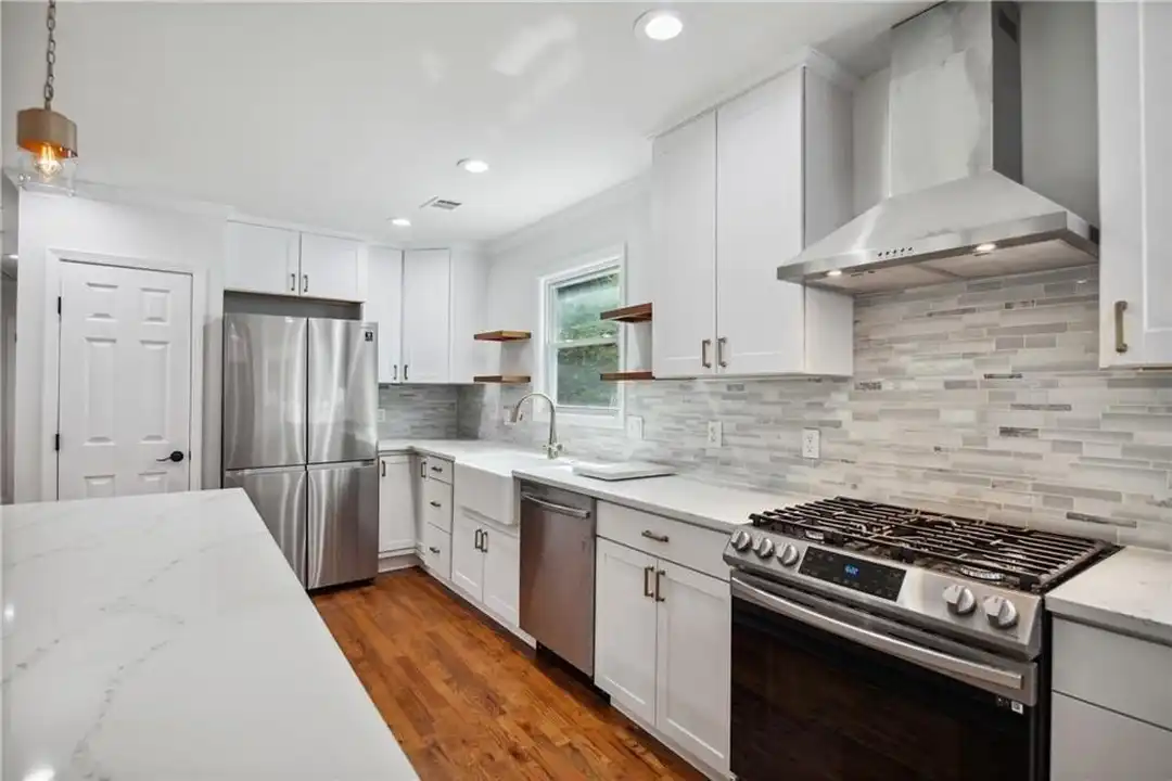 1249 Goodwin Rd NE – pohled 3