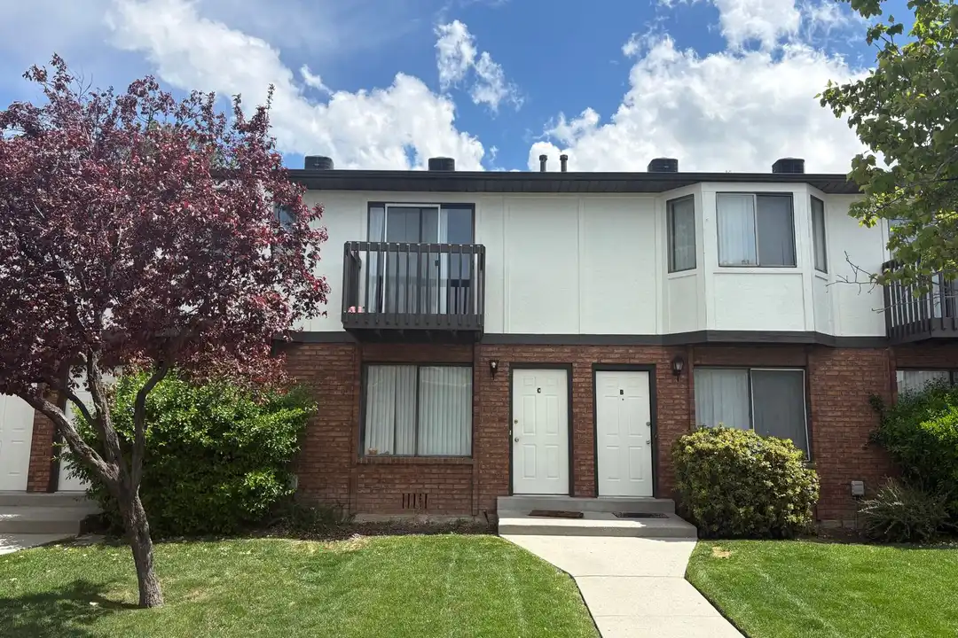 Independence Townhomes – photo 1