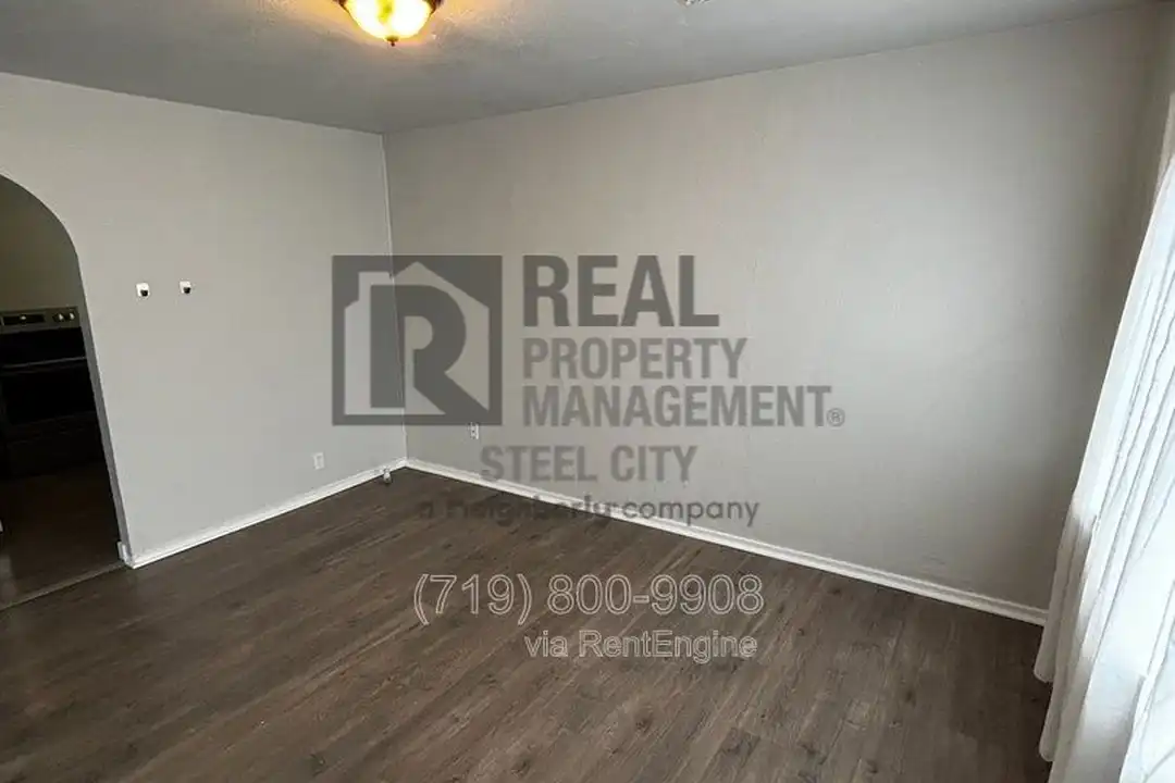 1428 E Orman Ave - View 2