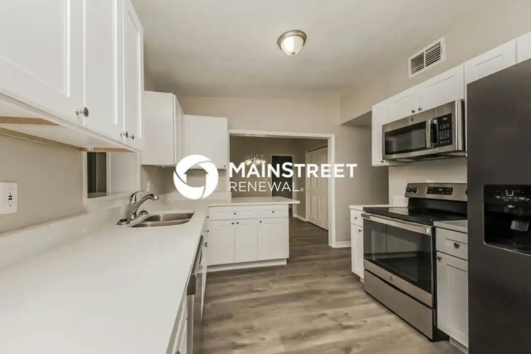 2803 Glendora Ave – další