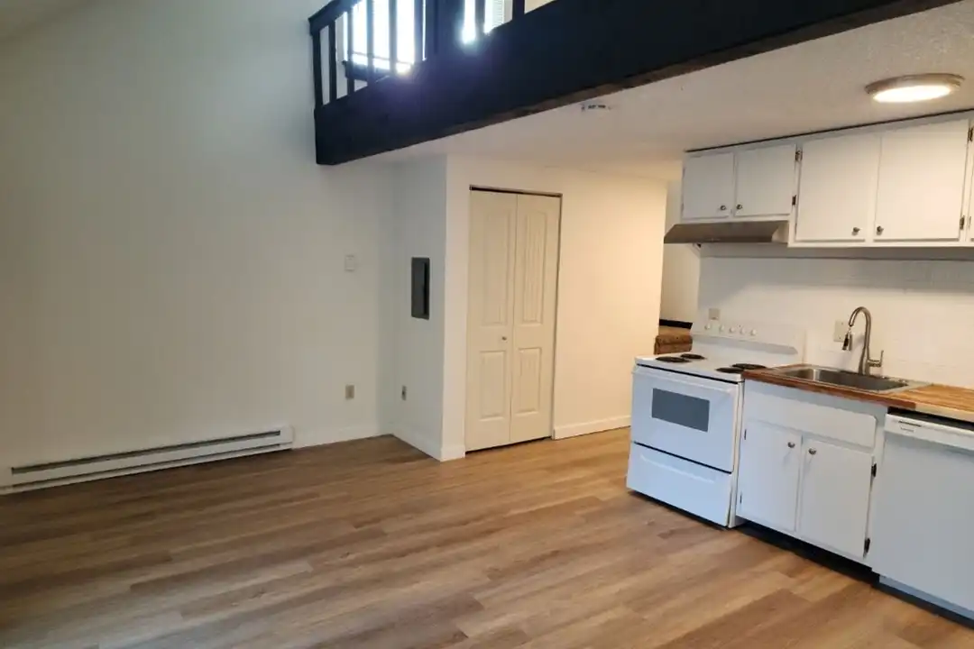 Apartment in Spokane - View 3