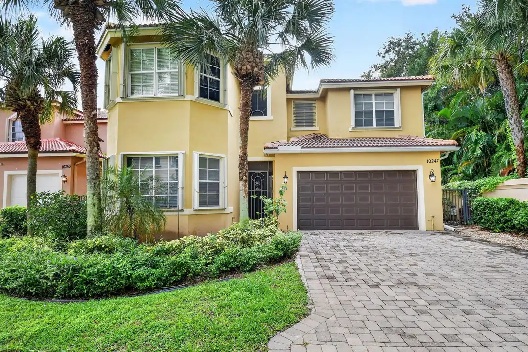 10247 Isle Wynd Ct - View 5