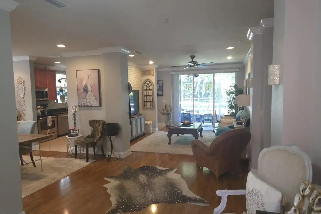 132 Hidden Palms Ln #101 - View 4