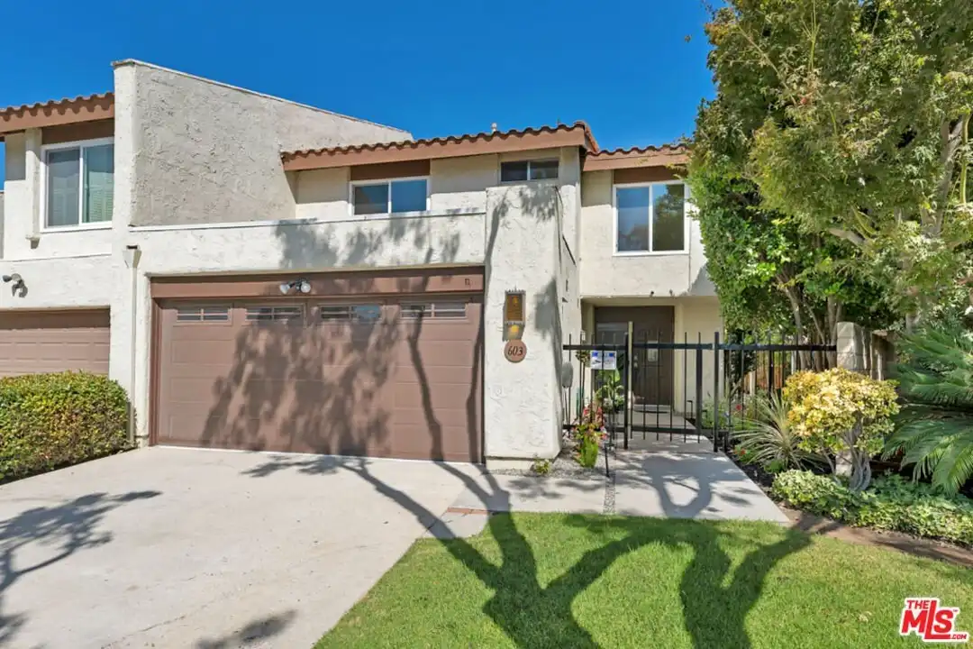 Apartment in Thousand Oaks - View 5