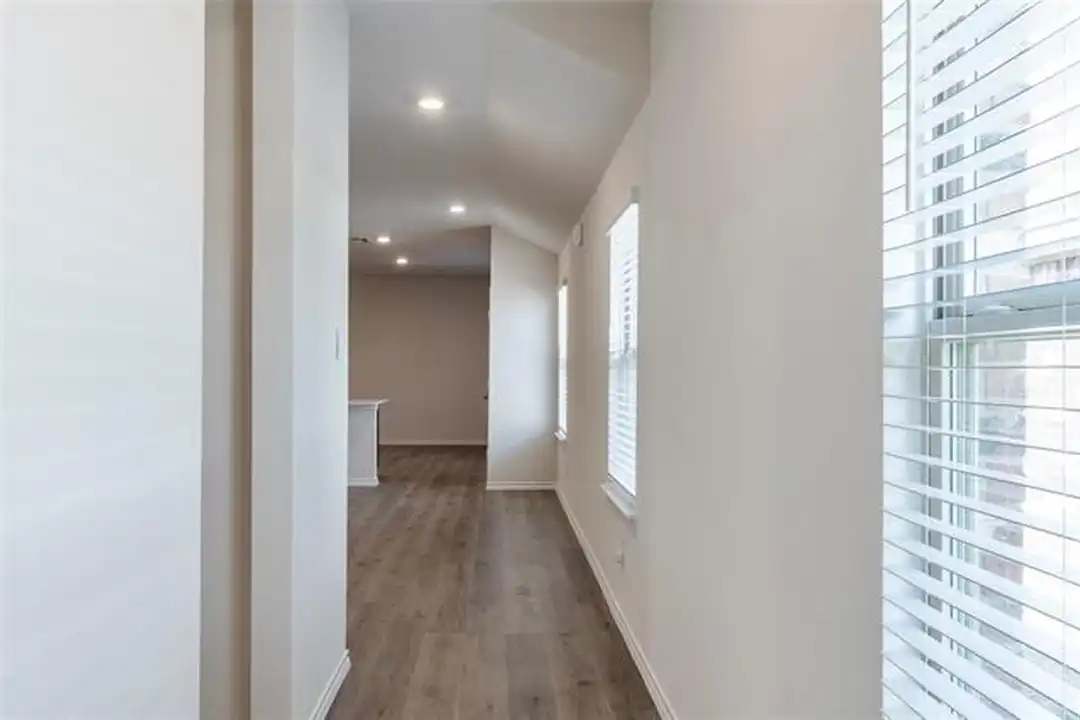 2008 Bailer Wy - View 4