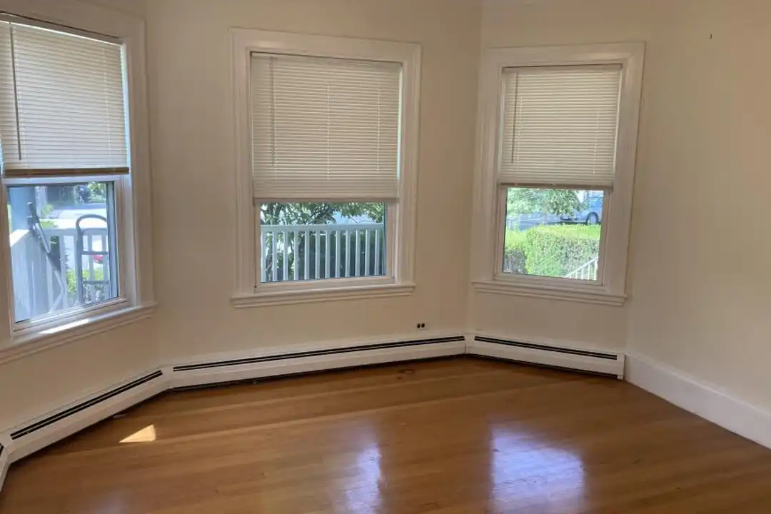 159 Highland Ave - More