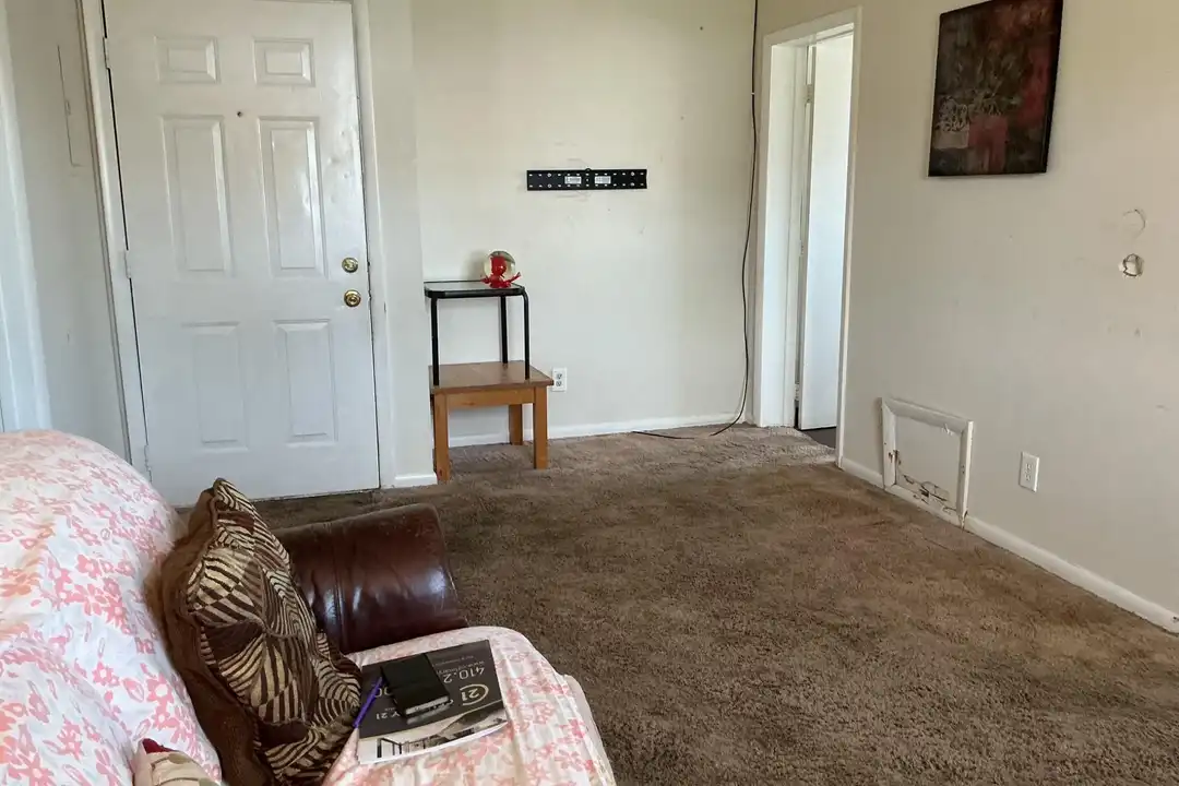 6 Post Rd #E - View 3